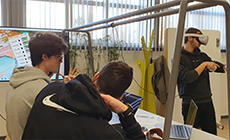 photo d'étudiants jouant à GRAIL